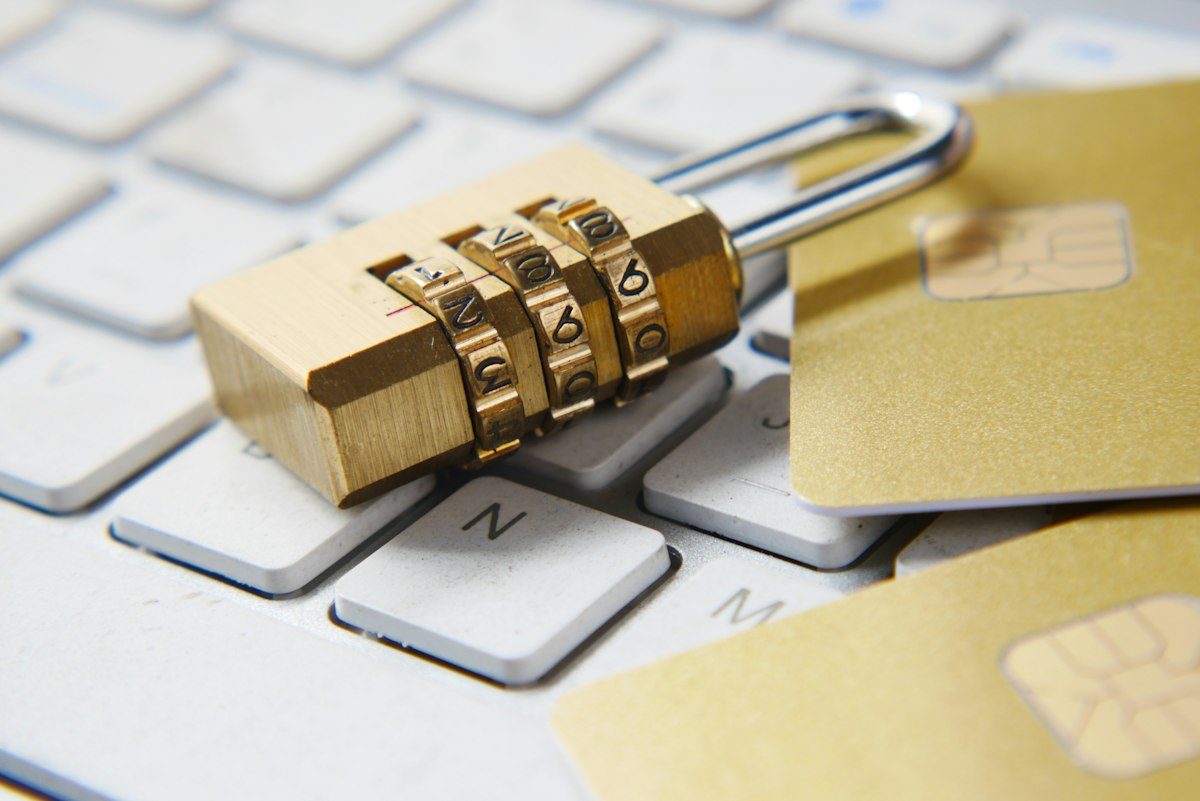 Eine digitale Darstellung von Privatsphäre und Datensicherheit.